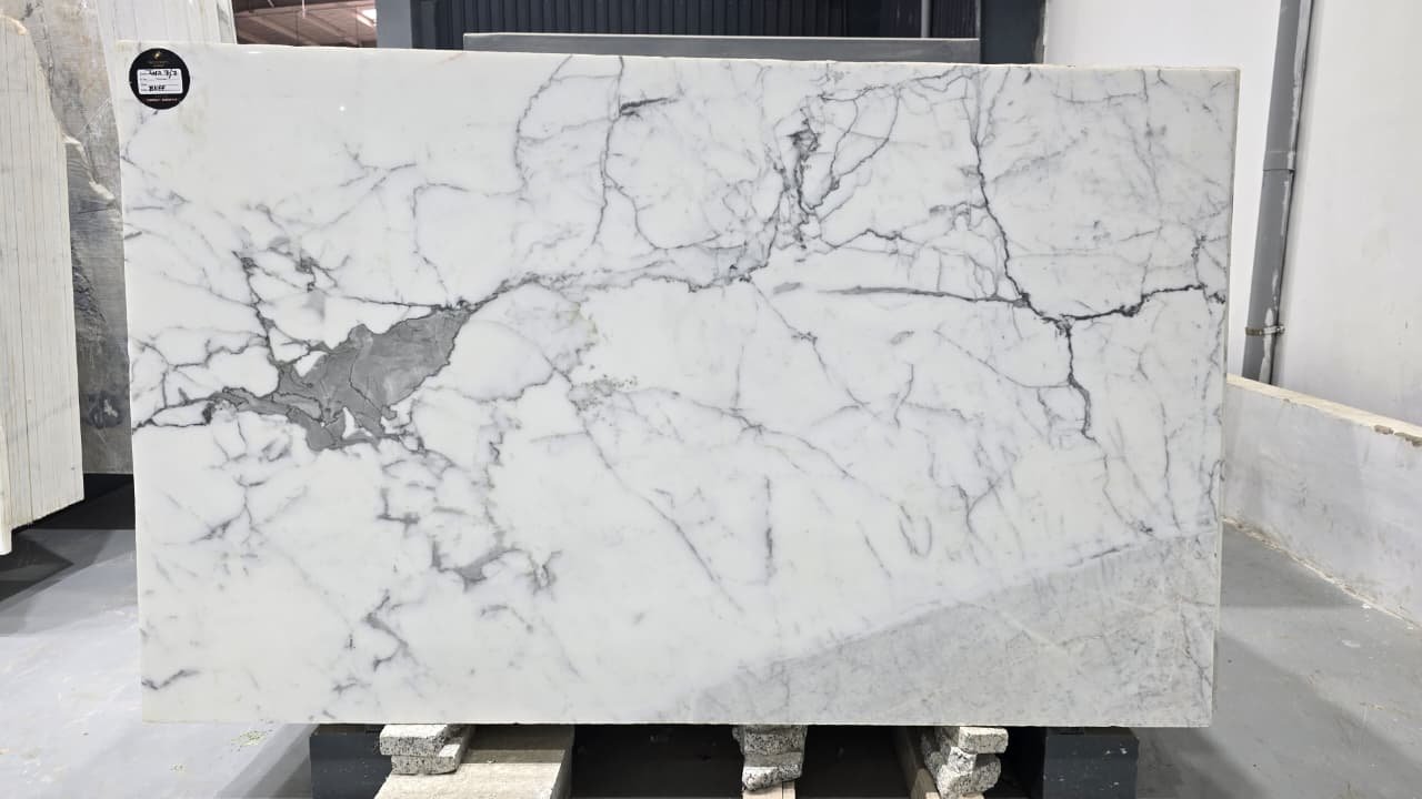 white statuario marble - Image 6