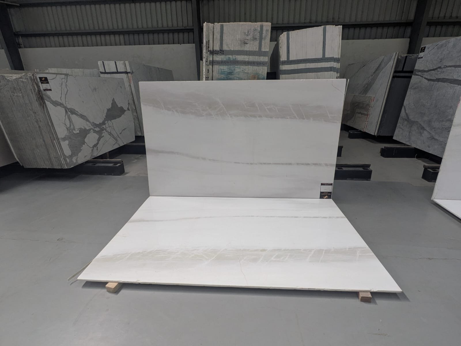 Lasa White Marble